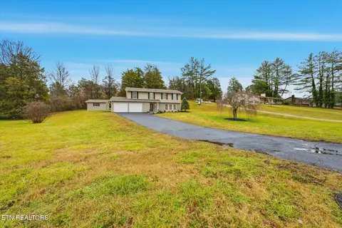 1318 Walters Dr, Morristown, TN 37814