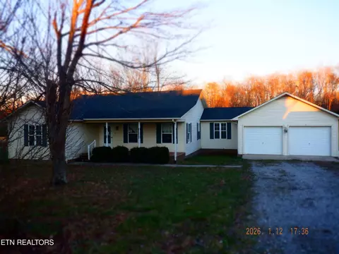 Exterior - 892 Norris Rd, Clarkrange, TN 38553 photo 2 of 3