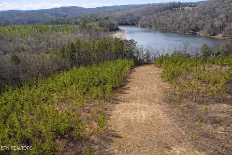 Saddleback Dr, Vonore, TN 37885