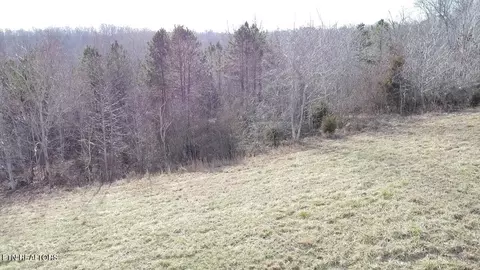 516 Cedar Gate Ln, La Follette, TN 37766