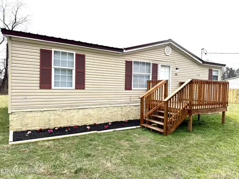 Exterior - 328 2nd St, Corryton, TN 37721 photo 2 of 5