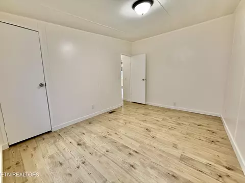 Bedroom - 328 2nd St, Corryton, TN 37721 photo 4 of 6