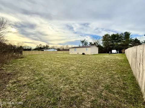 Exterior - 328 2nd St, Corryton, TN 37721 photo 3 of 5