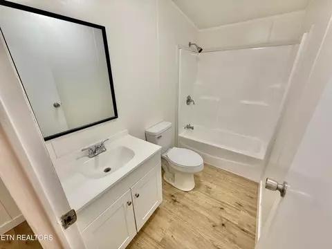 Bath - 328 2nd St, Corryton, TN 37721 photo 1 of 4
