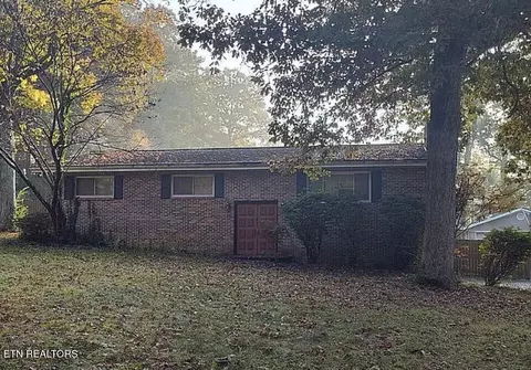 1528 Hull Ln, Knoxville, TN 37931