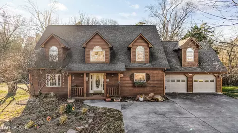 1956 Pittman Center Rd, Sevierville, TN 37876