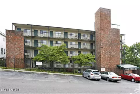 510 14th St #305, Knoxville, TN 37916