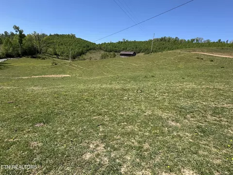 933 Frog Level Rd, Harrogate, TN 37752 photo 16