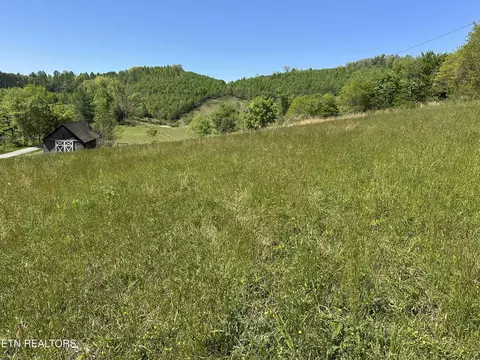 933 Frog Level Rd, Harrogate, TN 37752 photo 9