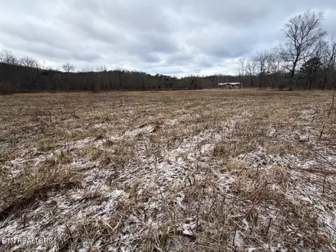 5441 White Oak Rd, Duff, TN 37729