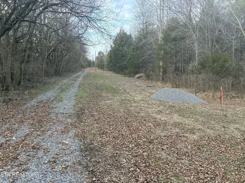 W Lamar Alex Pkwy, Friendsville, TN 37737