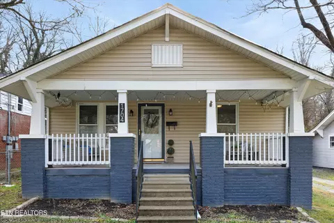 1704 Edgewood Ave, Knoxville, TN 37917