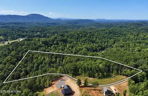 3419 Boone Docks Way, Maryville, TN 37803