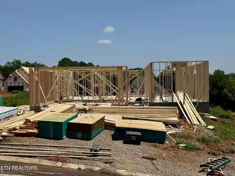 326 Rugby Manor Ln, Knoxville, TN 37923