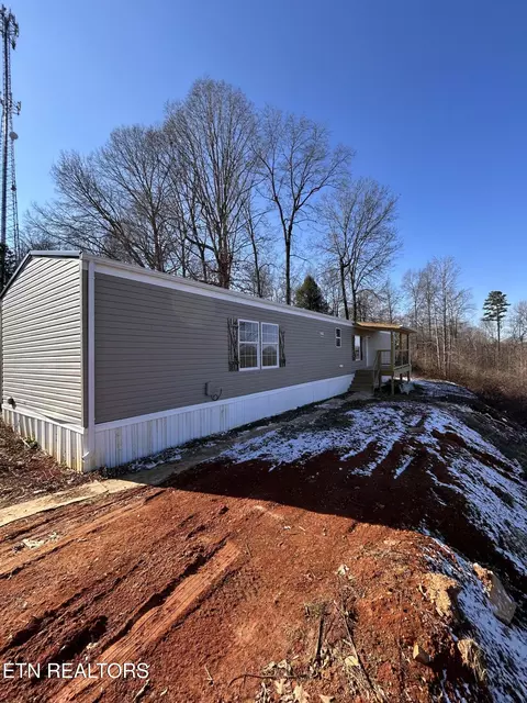 230 Cingular Dr, New Tazewell, TN 37825