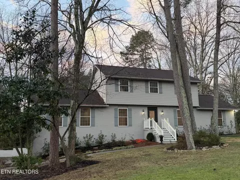 11646 S Monticello Dr, Farragut, TN 37934