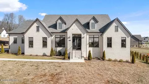 1014 Herbert Dr, Greenback, TN 37742