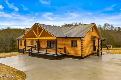 545 Lonesome Pine Rd, Bybee, TN 37713