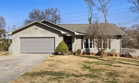 9301 Barrington Blvd, Knoxville, TN 37922