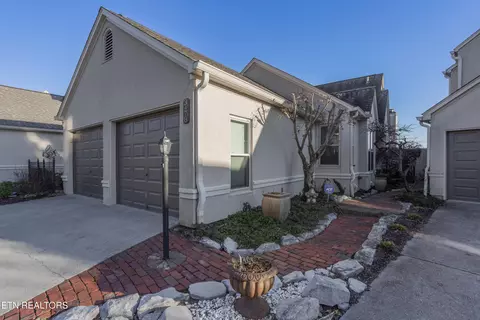 3478 Navigator Pt, Knoxville, TN 37922