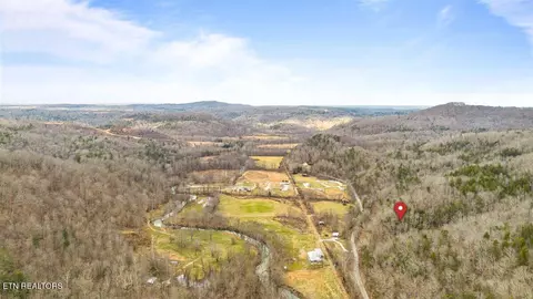 Brimstone Rd, Robbins, TN 37852