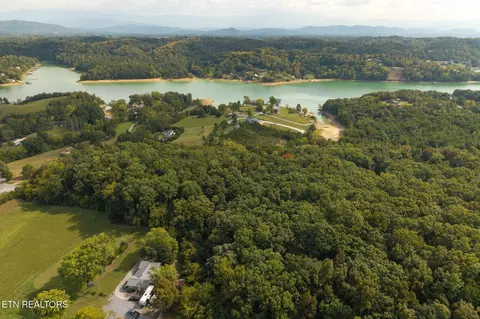 2682 Atchley Rd, Sevierville, TN 37876
