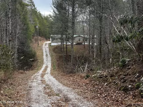367 Mcjunkin Rd, Tellico Plains, TN 37385