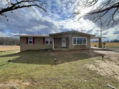 777 Corinth Church Rd, Rock Island, TN 38581
