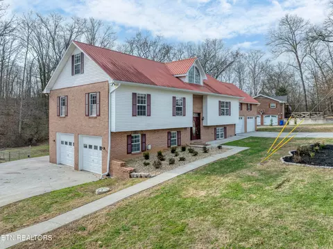 3016 Tipton Station Rd, Knoxville, TN 37920