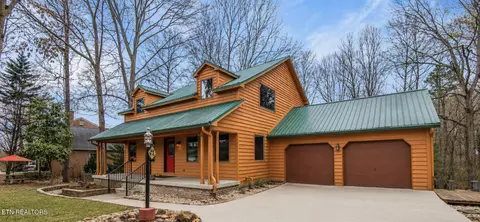 126 Claremont Rd, Oak Ridge, TN 37830