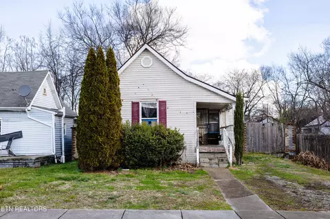 2114 Harvey St, Knoxville, TN 37917