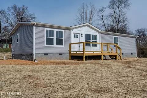 7924 Harmon Rd, Powell, TN 37849