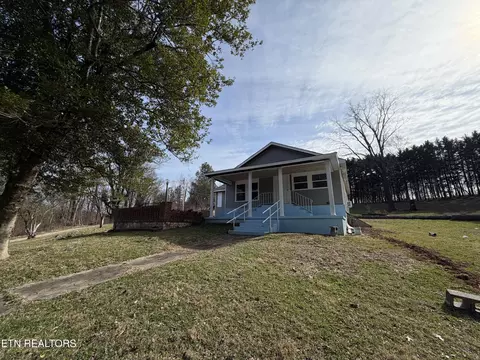 602 Hassler Mill Rd, Harriman, TN 37748