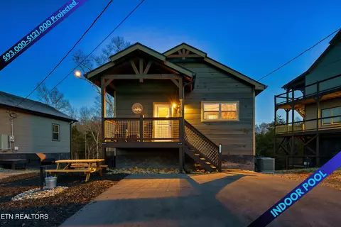 2035 Eagle Feather Dr, Sevierville, TN 37876