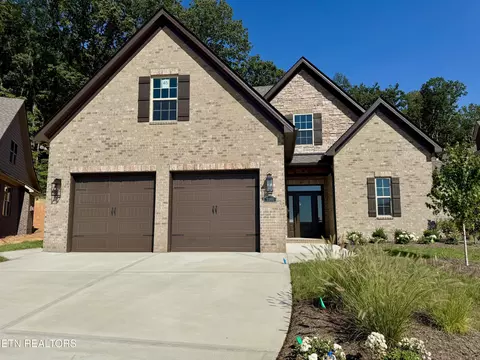 9906 Swan Song Ln, Knoxville, TN 37922