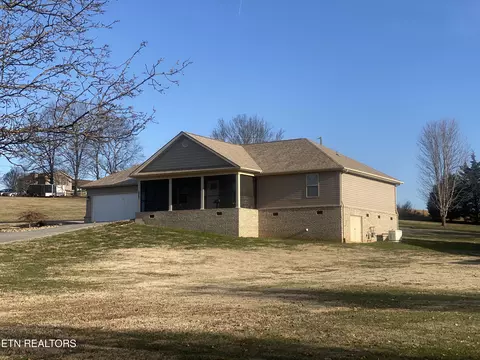 2449 Oakview Ln, Sevierville, TN 37876