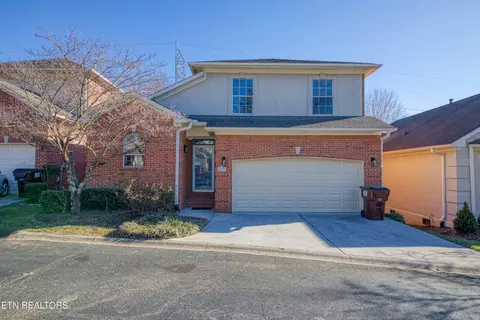 8852 Lennox View Way, Knoxville, TN 37923