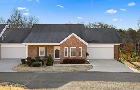 506 Fairway Dr, Athens, TN 37303