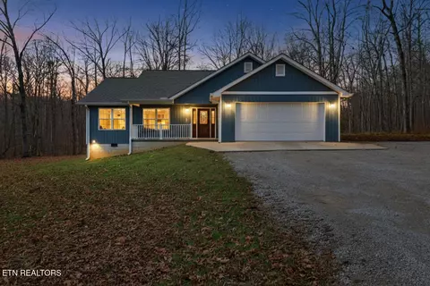 116 Firefly Ct, Jamestown, TN 38556