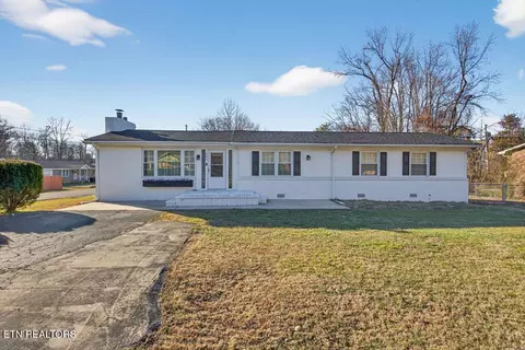 385 Campbell Dr, Cookeville, TN 38501