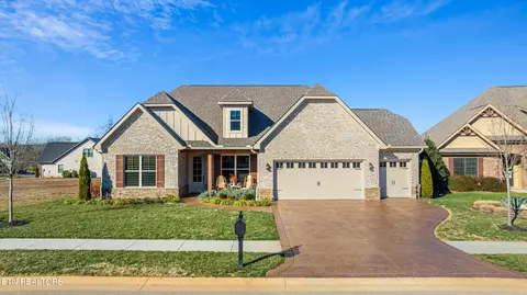 2743 Old Club Rd, Loudon, TN 37774