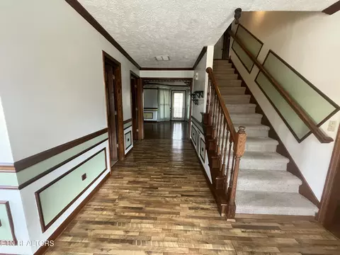 Entry Way - 215 Cecil D Quillen Dr, Duffield, VA 24244 photo 3 of 6