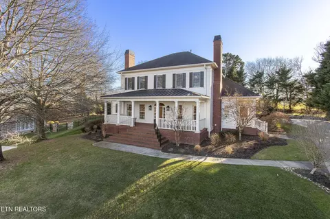 391 Axton Dr, Knoxville, TN 37934