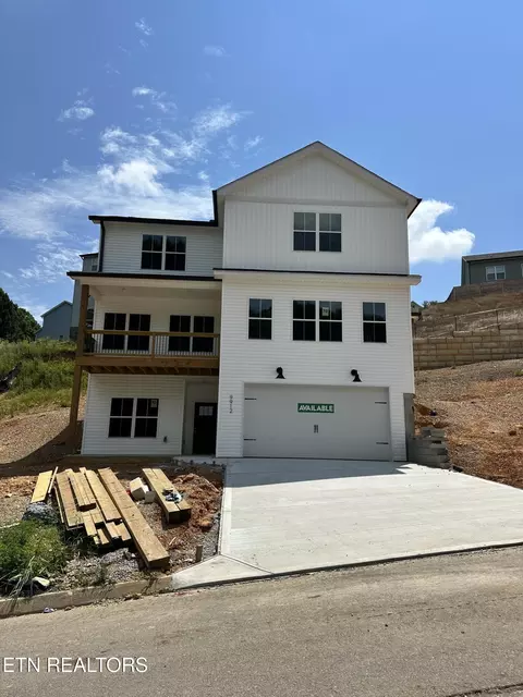 9912 Terra Vista Way, Knoxville, TN 37931