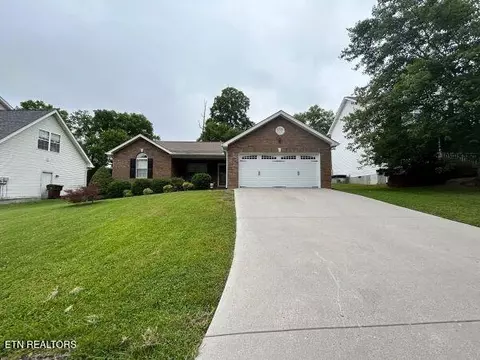 4461 Aylesbury Dr, Knoxville, TN 37918