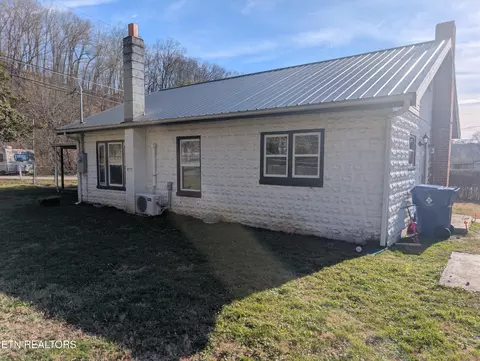 Other - 359 Beans Fork Rd, Middlesboro, KY 40965 photo 2 of 4