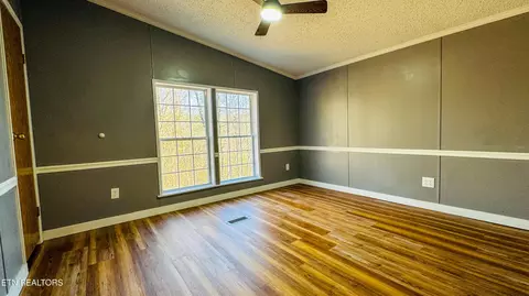 Bedroom - 135 Harold Brooks Ln, Oneida, TN 37841 photo 2 of 3