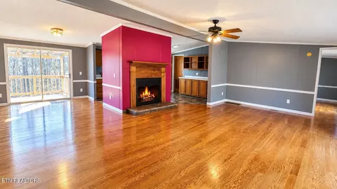 Living - 135 Harold Brooks Ln, Oneida, TN 37841 photo 1 of 5