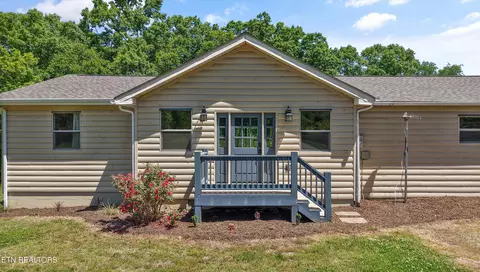 397 Lewis Ln, Blaine, TN 37709