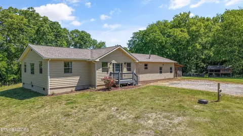 397 Lewis Ln, Blaine, TN 37709